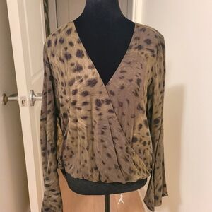 L'AGENCE Silk Blouse